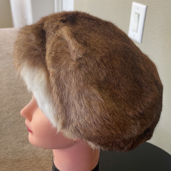 Vintage Rabbit fur beret - Picture 2 of 4